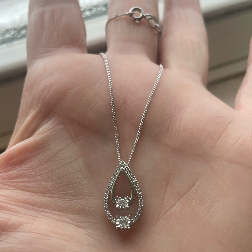Pendent, All Diamond, Double Tear Drop Shape, 2 Large Diamonds.
10kt. GORGEOUS!